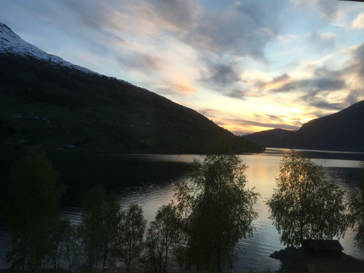 Panorama Fjord Olden Exterior foto